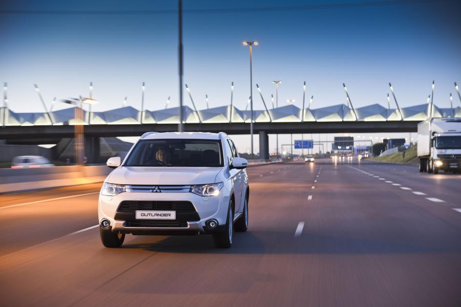 Mitsubishi Outlander (ZA) '2015